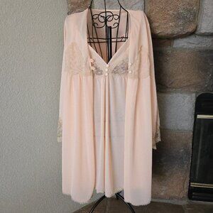 Vintage Designer Collection by Formfit Rogers Babydoll Peignoir Set